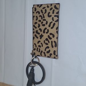 WOMENS ILI NEW YORK COWHIDE AND LEATHER BANGLE BRACELET KEY CHAIN CLUTCH HANDBAG